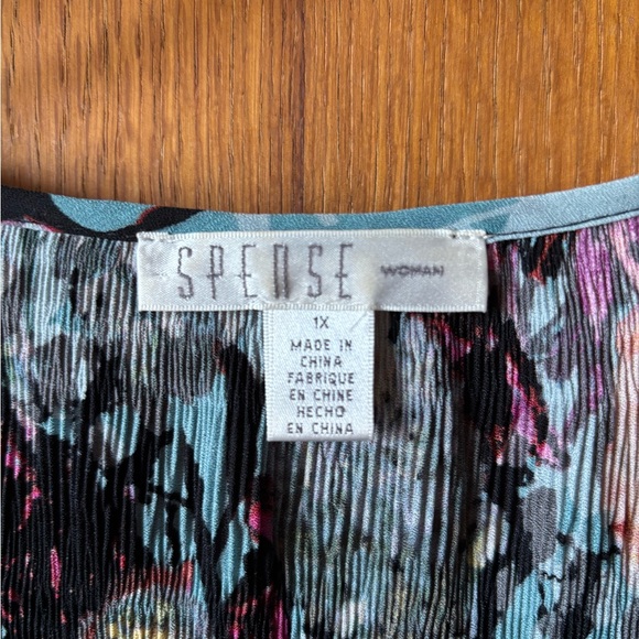 Floral Print Women's Top - Picture 3 of 3